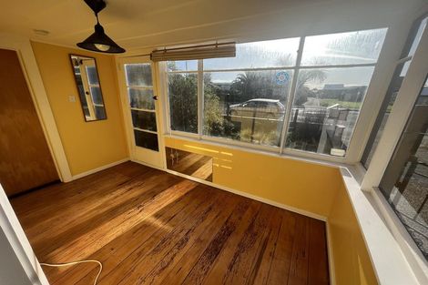 Photo of property in 13 Effingham Street, North New Brighton, Christchurch, 8083