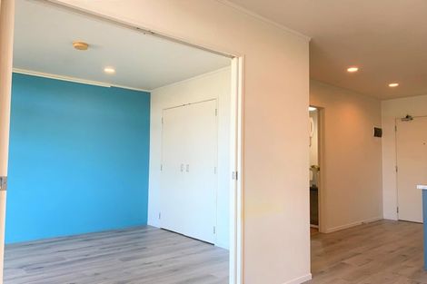 Photo of property in 4/372 Rosedale Road, Rosedale, Auckland, 0632