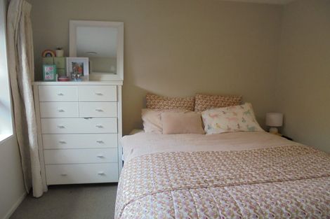 Photo of property in 2/39 Jennifer Street, Bryndwr, Christchurch, 8053