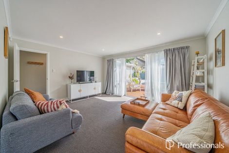 Photo of property in 143 Wellington Road, Wainuiomata, Lower Hutt, 5014