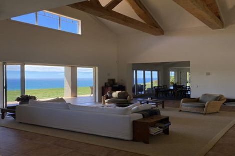 Photo of property in 389 Ocean Beach Road, Ocean Beach, Waimarama, 4294