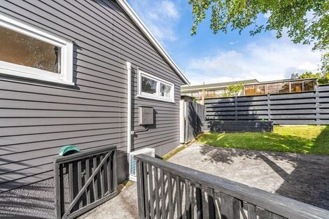 Photo of property in 1/7 Arahia Street, Northcote, Auckland, 0627