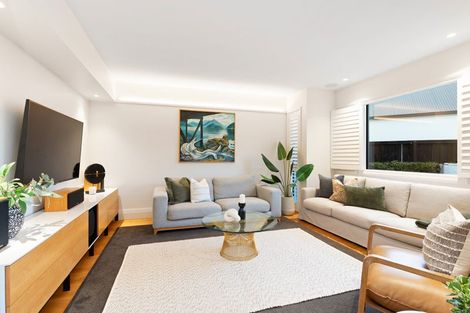 Photo of property in 21 Bluestone Drive, Parklands, Christchurch, 8083