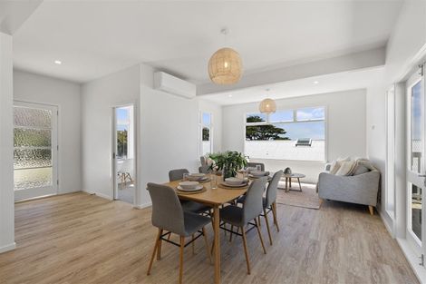 Photo of property in 61 Moncks Spur Road, Redcliffs, Christchurch, 8081