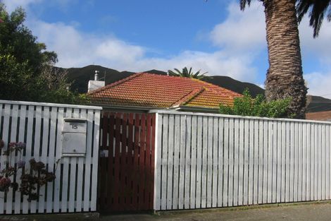 Photo of property in 15 Hinemoa Street, Waiwhetu, Lower Hutt, 5010