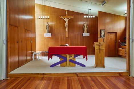 Photo of property in 90 Monorgan Road, Strathmore Park, Wellington, 6022