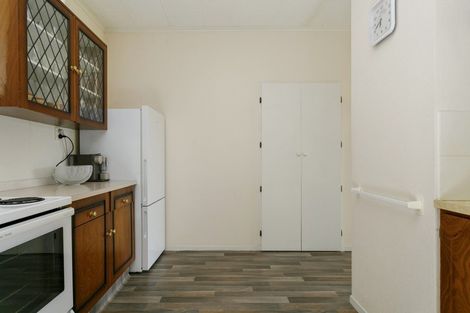 Photo of property in 18 Irwin Place, Kinloch, Taupo, 3377