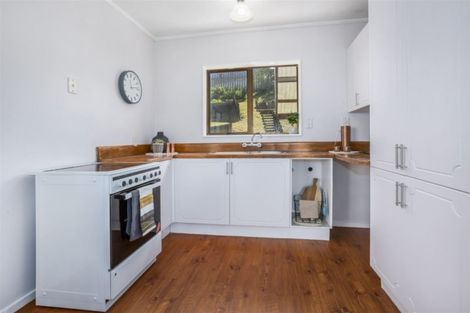 Photo of property in 29 Almora View, Ascot Park, Porirua, 5024