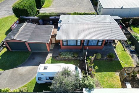 Photo of property in 15 Te Awa Street, Foxton Beach, Foxton, 4815