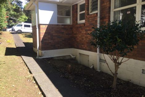 Photo of property in 2/39 Eban Avenue, Hillcrest, Auckland, 0627