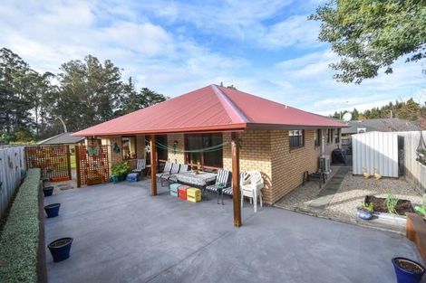 Photo of property in 5 Saint James Place, Fairfield, Dunedin, 9018
