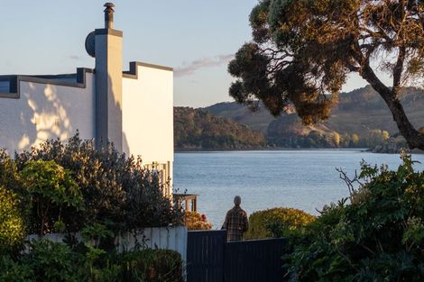 Photo of property in Wallis Street, Raglan, 3225