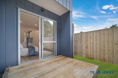 Photo of property in 25 Yellow Pear Lane, Karaka, 2578
