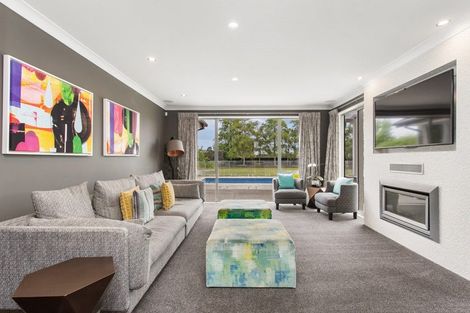 Photo of property in 16 Queenswood Gardens, Mairehau, Christchurch, 8052