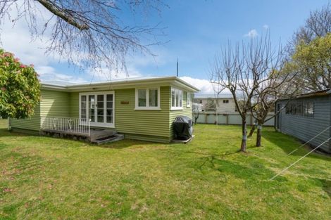 Photo of property in 18 Charles Crescent, Rainbow Point, Taupo, 3330