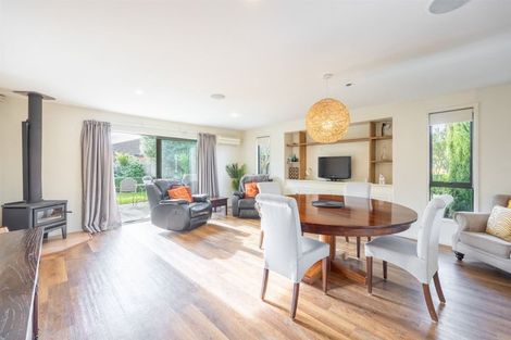 Photo of property in 15 Birchwood Close, Prebbleton, 7604