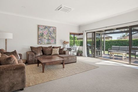 Photo of property in 20 Ohope Place, Papamoa Beach, Papamoa, 3118