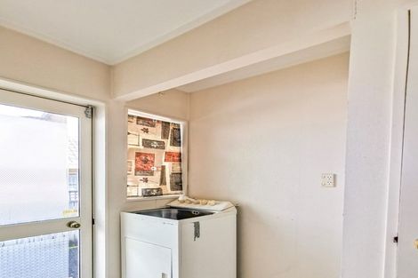 Photo of property in 27b Central Park Drive, Te Atatu South, Auckland, 0610