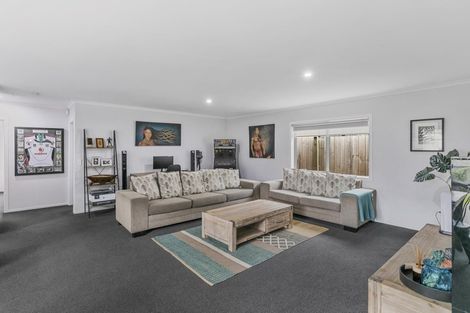 Photo of property in 1398 High Street, Taita, Lower Hutt, 5011