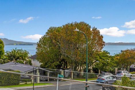 Photo of property in 1/25 Seymour Road, Mellons Bay, Auckland, 2014