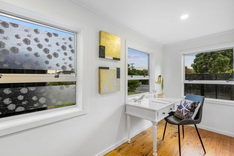 Photo of property in 2 Claude Road, Stanmore Bay, Whangaparaoa, 0932
