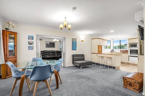 Photo of property in 10 Veitches Road, Casebrook, Christchurch, 8051