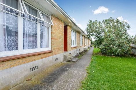 Photo of property in 2/25 Hamlin Road, Mount Wellington, Auckland, 1060