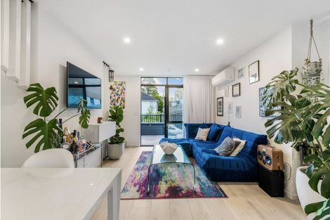 Photo of property in 7a Reg Pearce Way, Glen Innes, Auckland, 1072