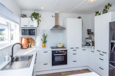 Photo of property in 17 Whitaker Street, Kihikihi, Te Awamutu, 3800