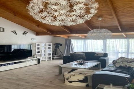 Photo of property in 10 Ted Harpur Place, Onekawa, Napier, 4110