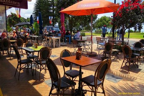 Photo of property in 229 Hillcrest Road, Wainui, 0931