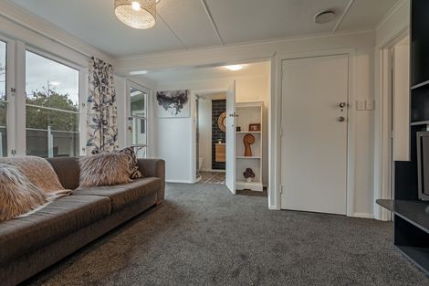 Photo of property in 1 Athlone Place, Hokowhitu, Palmerston North, 4410