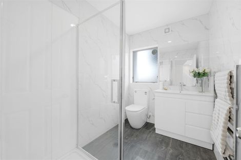 Photo of property in 2/10 Casabella Court, Northpark, Auckland, 2013