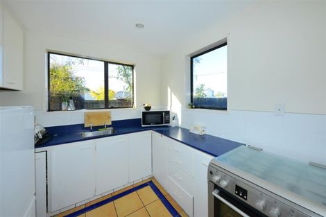 Photo of property in 2a Coles Place, St Albans, Christchurch, 8014