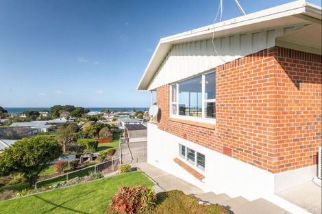 Photo of property in 28 Fyfe Road, Waihi Beach, 3611