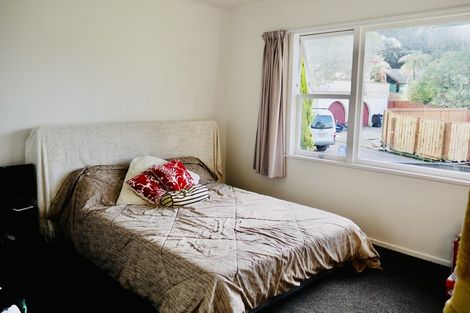 Photo of property in 470e Stokes Valley Road, Stokes Valley, Lower Hutt, 5019