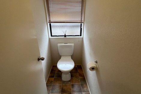 Photo of property in 2/31 Crescent Hills Court, Northpark, Auckland, 2013