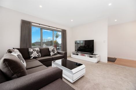 Photo of property in 1a Waitaki Street, Sunnyvale, Auckland, 0612
