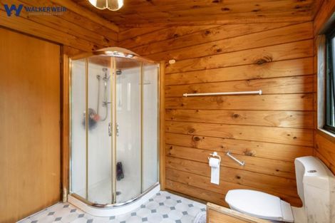 Photo of property in 3 St Annes Crescent, Wattle Downs, Auckland, 2103