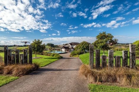 Photo of property in 273 Forestry Road, Waitoki, Kaukapakapa, 0871