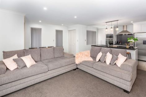 Photo of property in 1 Patu Way, Patumahoe, Pukekohe, 2679