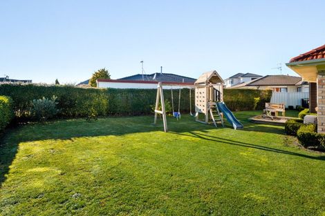 Photo of property in 12 Minchin Crescent, St Andrews, Hamilton, 3200