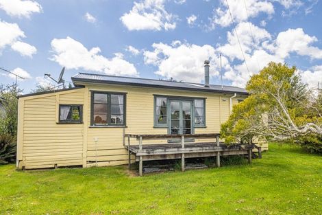 Photo of property in 30 Mackenzie Street, National Park, Owhango, 3989