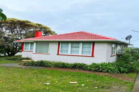 Photo of property in 1/10 Exmouth Road, Northcote, Auckland, 0627