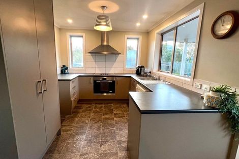 Photo of property in 17 Seddon Street, Highfield, Timaru, 7910