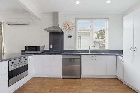 Photo of property in 135 Harrison Street, Whanganui, 4500