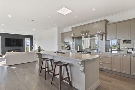 Photo of property in 1 Kelly Maree Crescent, Flagstaff, Hamilton, 3210