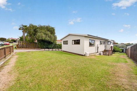 Photo of property in 12 Velma Crescent, Nawton, Hamilton, 3200