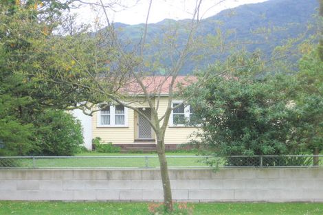Photo of property in 16 Follis Street, Te Aroha, 3320