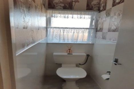 Photo of property in 10 Windsor Avenue, Te Kamo, Whangarei, 0112